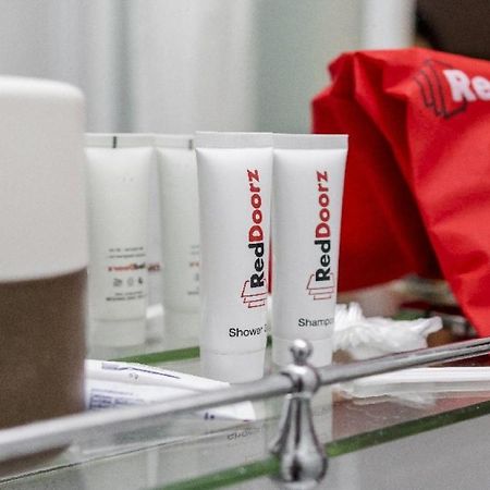 Reddoorz Plus @ Tendean Τζακάρτα Εξωτερικό φωτογραφία