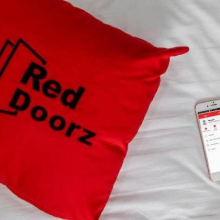 Reddoorz Plus @ Tendean Τζακάρτα Εξωτερικό φωτογραφία