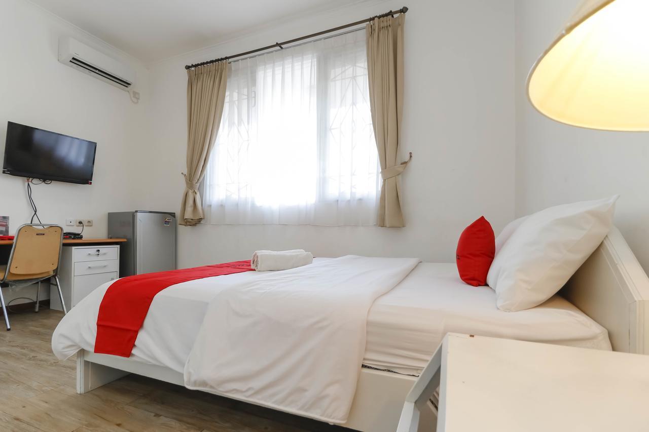 Reddoorz Plus @ Tendean Τζακάρτα Εξωτερικό φωτογραφία